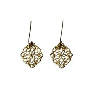 Stella and Dot Elegant Gold Filigree Earrings